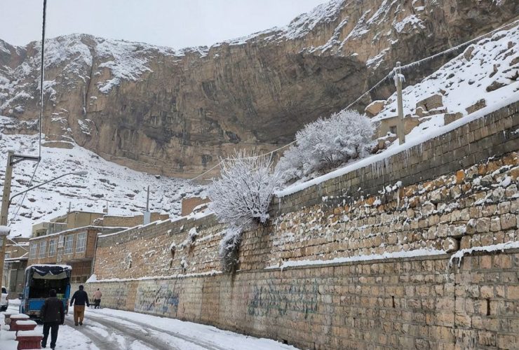 کوه قیه در شهر ماکو در آذربایجان غربی در فصل زمستان